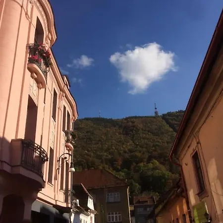 Vista In The Heart Of The Old Center * Brasov